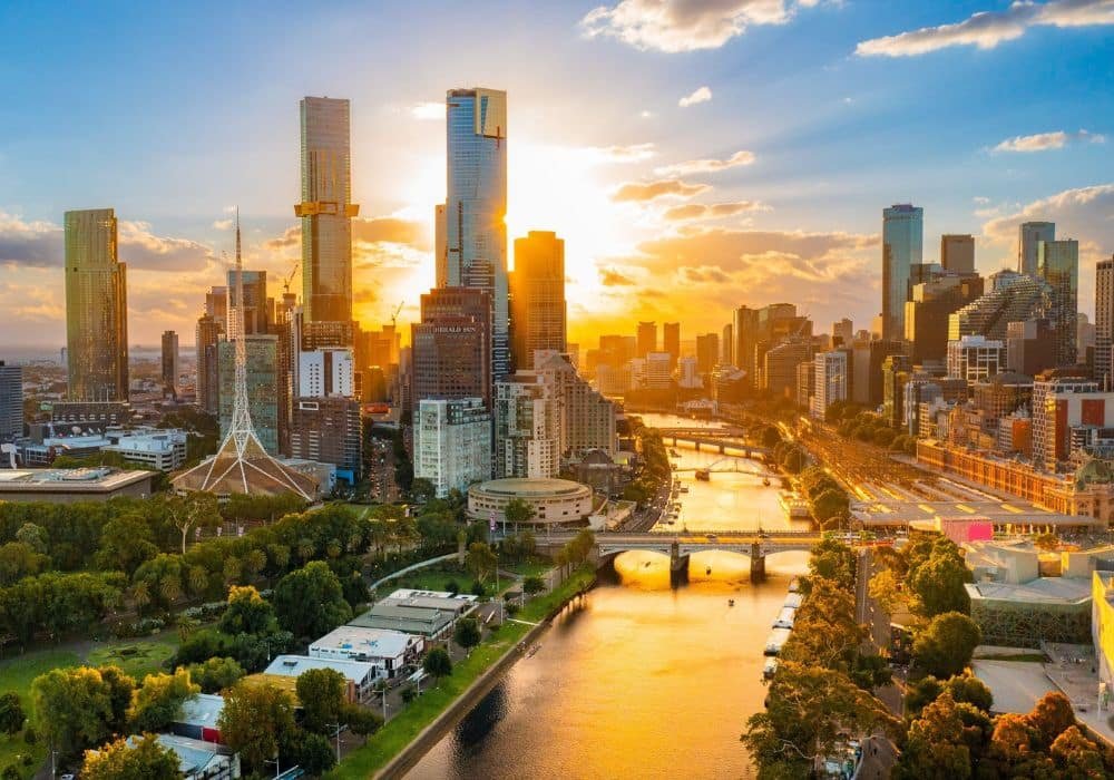 Top Airlines for Flying from Amritsar to Melbourne